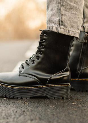 Зимние dr. martens jadon на платформе со змейкой8 фото