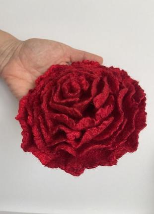 Брошка "розкішна троянда" з вовни ручної роботи2 фото