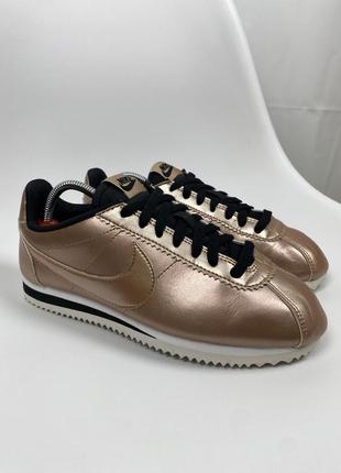 Кроссовки nike cortez