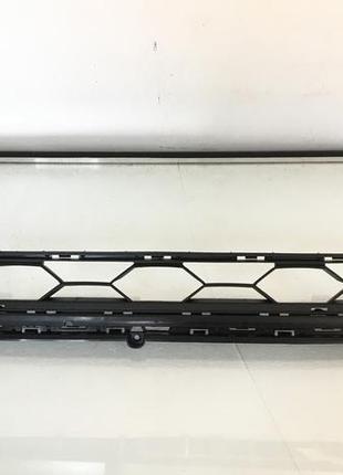 Нижняя решетка переднего бампера центр vw tiguan 2017-   5na853677a