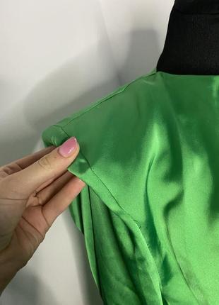 Зелёное атласное платье5 фото