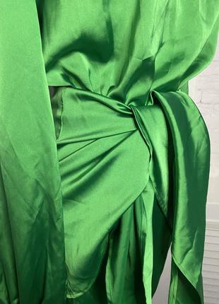 Зелёное атласное платье3 фото