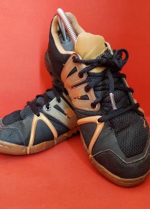 Волейбольні кросівки puma 37р 23 см3 фото