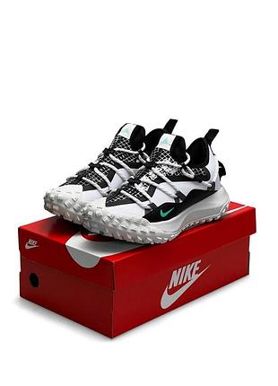 Кросівки nike acg mountain білі з чорним