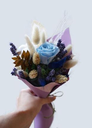 Букет з стабілізованих квітів "deep blue"1 фото