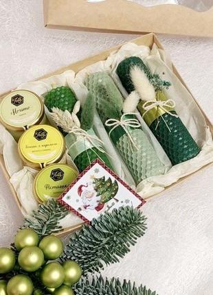 Подарочный набор для женщин: свечи из вощины ручной работы и ароматный крем-мёд3 фото
