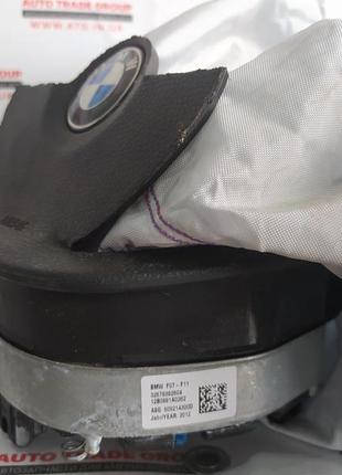 Подушка безопасности водителя (airbag) на bmw 5 609214300d