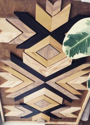 Панно з дерева