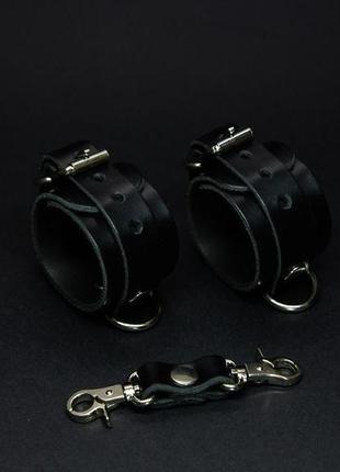 Кожаные наручники1 фото