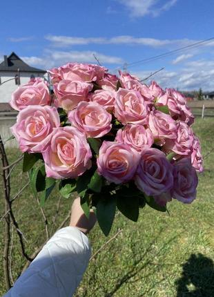 Розы латексные5 фото