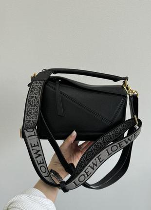 Сумка loewe small puzzle bag in classic calfskin black1 фото