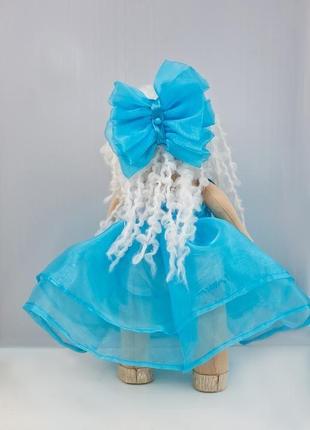 Інтер'єрна лялька в блакитній сукні2 фото
