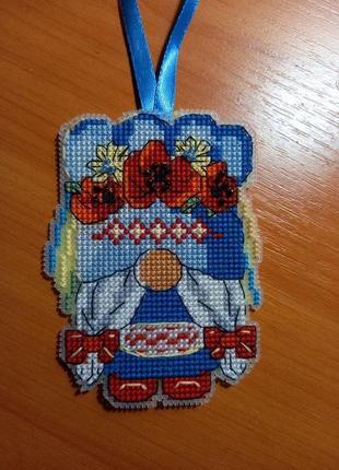 Вышивка украинский гном патриотический сувенир1 фото