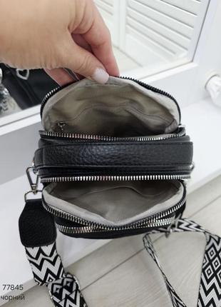 Женская стильная и качественная небольшая сумка из эко кожи черная8 фото