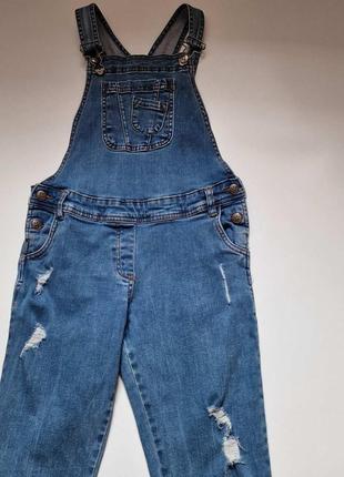 Джинсовый брючный комбинезон девочке yigga рваные джинсы2 фото