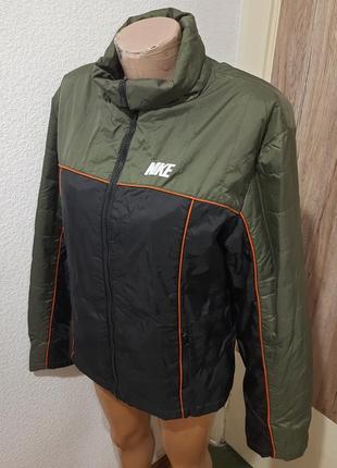 Nike женская куртка2 фото