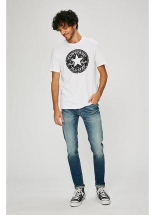 Классные зауженные (slim fit) джинсы из distress / washed эффектом от jack jones