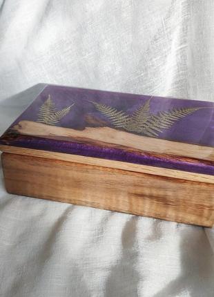 Шкатулка из дерева фиолетовая с папоротником, шкатулка для украшений, сундучок для бижутери4 фото