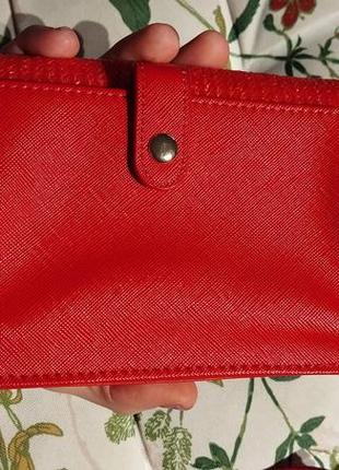 Маленькая красная сумочка3 фото