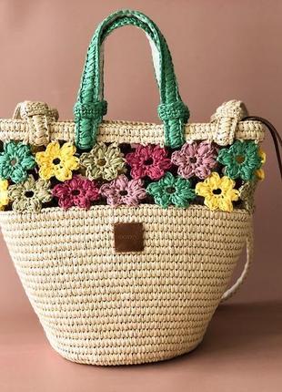 Соломенная сумка «виола» с цветочными мотивами