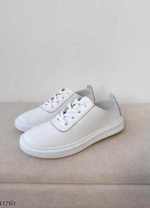 Натуральные кожаные белые кеды - мокасины на шнуровке3 фото