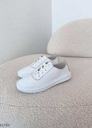 Натуральные кожаные белые кеды - мокасины на шнуровке2 фото