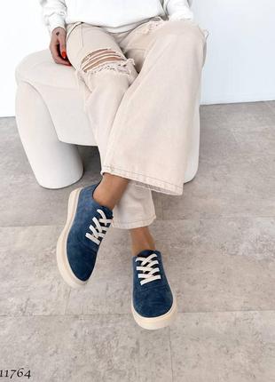 Натуральные замшевые кеды - мокасины цвета джинс на шнуровке7 фото