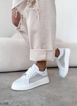 Натуральные кожаные белые кеды - кроссовки со вставками сетки8 фото