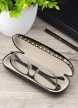Металевий футляр для окулярів, обтягнуте замінником шкіри і розписаний вручну квітковим орнаментом5 фото