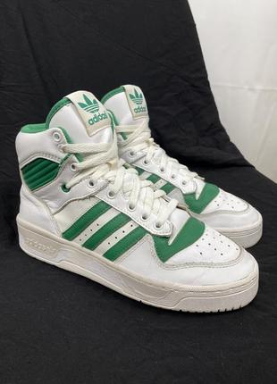 Кроссовки adidas rivalry1 фото