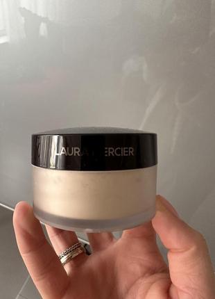 Laura mercier пудра