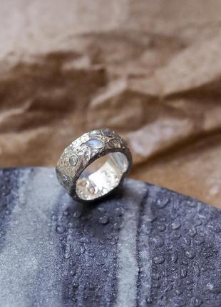 Массивное, серебряное кольцо с фактурой1 фото