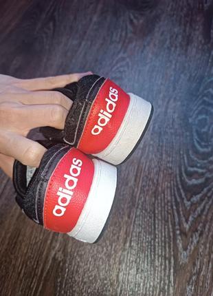 Кросівки adidas3 фото