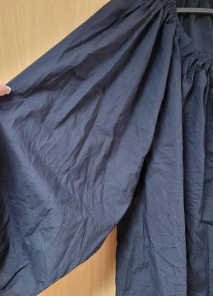 Платье очень большое. 2