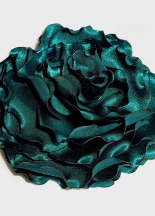 Брошь из ткани цвета морской волны - цветы - ручной работы "розы и гвоздики"1 фото