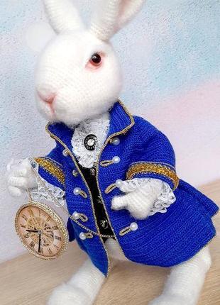Белый кролик из алисы7 фото