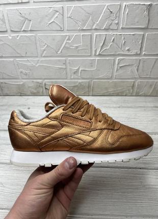 Удобные кроссовки reebok classic1 фото