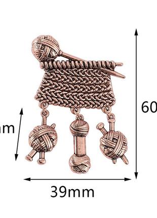 Брошка «в'язання зі спицею, клубки вовни».2 фото