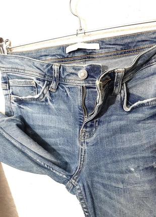 Zara джинси сині бойфренди котонові розпатлані з вишивкою на штанині звужені жіночі9 фото