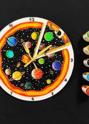 Вітражний настінний годинник космічна піца4 фото