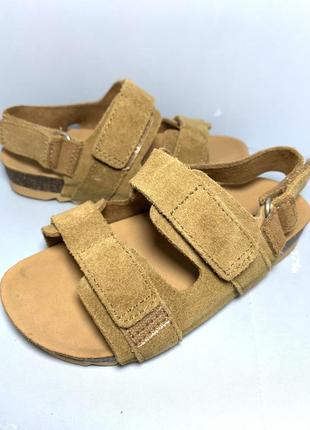 Босоніжки шкіряні zara