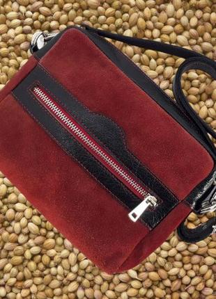 Женская кожаная сумка на пояс "кориандр" (красная с черным)