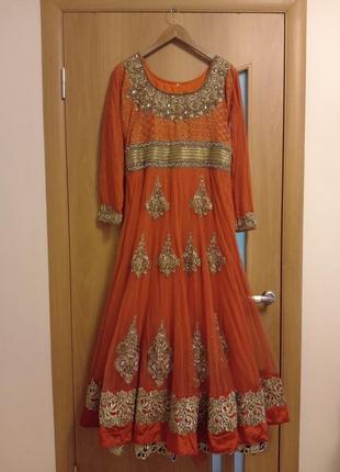 Яркое красивое платье с вышивкой, индийский наряд4 фото