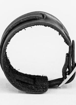 Черный широкий кожаный браслет с тонкой полосой код 65256 фото