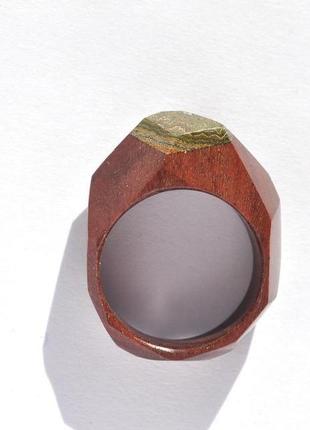 Кольцо из дерева с натуральным камнем (648)10 фото