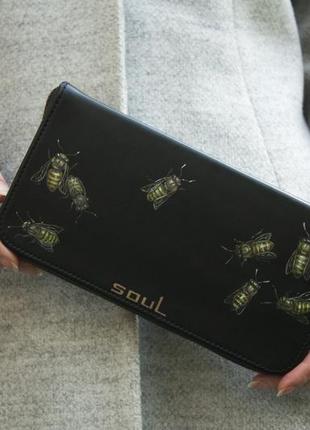 Великий шкіряний гаманець з бджолами.1 фото