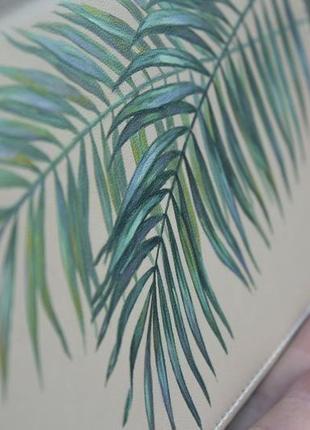 Бежевий гаманець з пальмовими гілками.7 фото