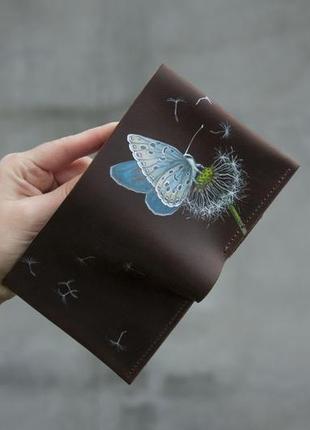 Маленький шкіряний гаманець з метеликом та кульбабкою.4 фото