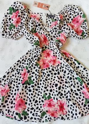 Платье в цветочки с биркой1 фото