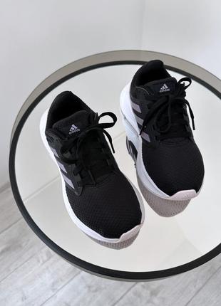 Великолепные дышащие кроссовки adidas5 фото